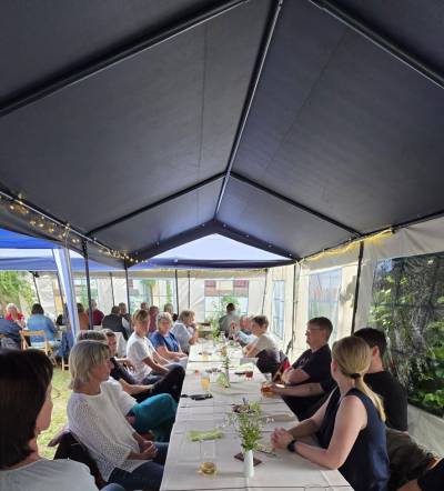 Mitglieder und Gäste unseres Sommerfestes