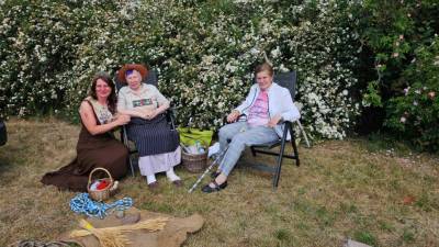 Die Kartoffelkönigin Nicole Dittler (li.) repräsentierte unsere schöne Region.