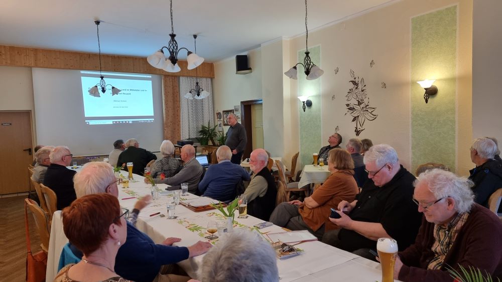 Herr Prof. Dr. Michael Scholz berichtet von den zentralen Orten im Jerichower Land im Mittelalter und in der frühen Neuzeit