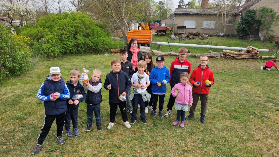 1.-8. Platz des Ostereiertrudelwettbewerbes
